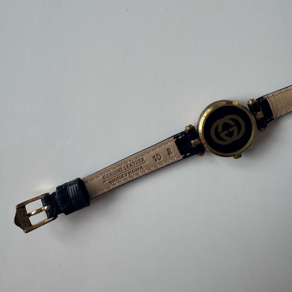 Vintage Gucci watch - Picture 5 of 7